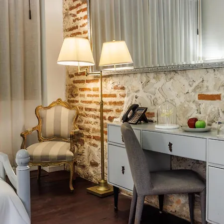 Monaguillo De Getsemani Hotel Cartagena